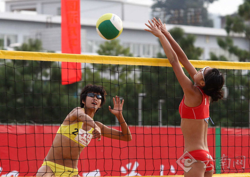 高清图:滇溪龙泉杯全国沙滩排球大奖赛易门开