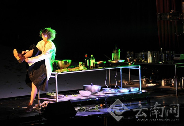 《<em>一个</em>陌生<em>女人</em>的来信》昆明上演 <em>品味一个女</em>