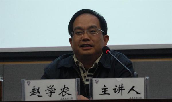  昆明副市长赵学农25日接听市长热线 云南网直播