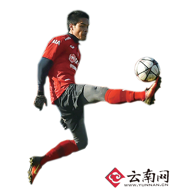 “七彩云南·一带一路”国际足球公开赛继续热战 泰超冠军强势出线志在夺冠