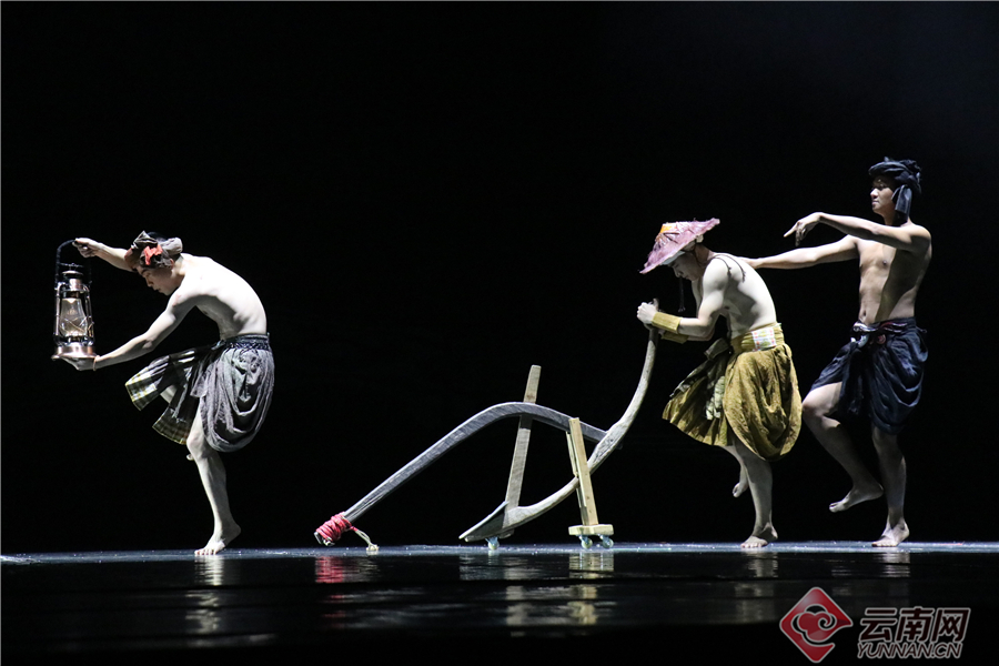 傣族舞蹈诗《行走的贝叶》亮相第十五届云南省新剧目展演