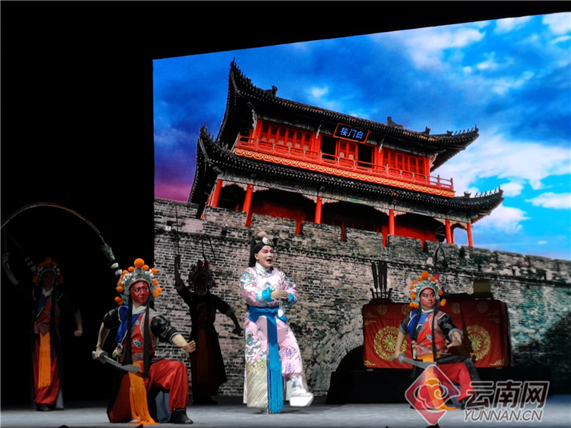 滇剧折子戏展演现场 龙彦 摄