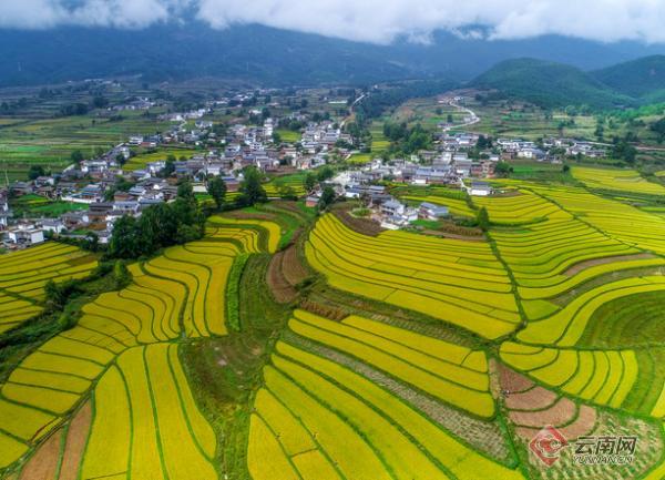 地處雲南省大理白族自治州劍川縣馬登鎮西北邊,距鎮政府所在地3公里