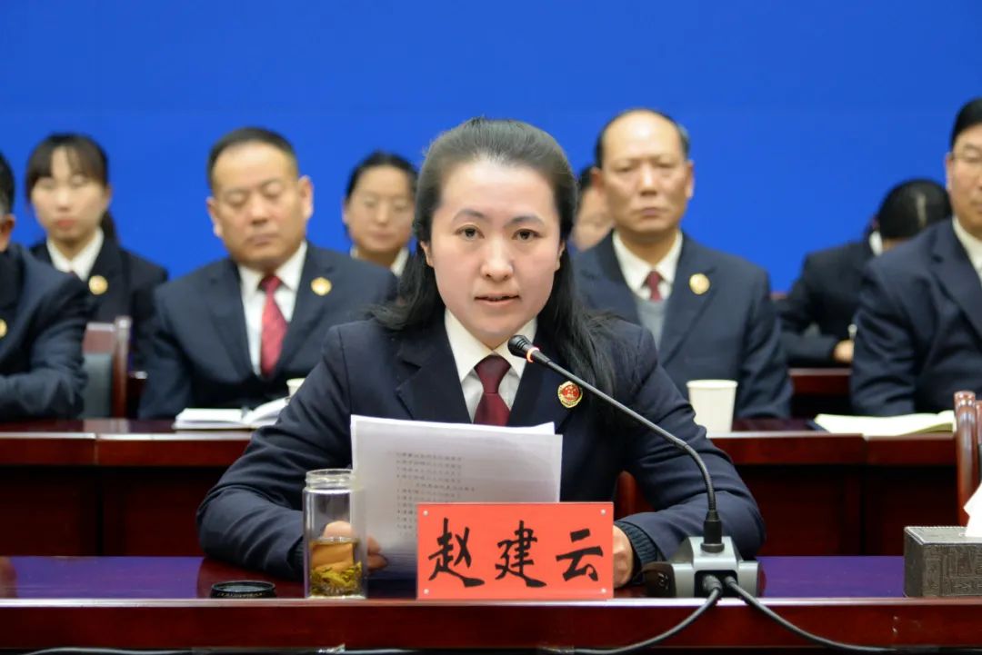 云南省检察院组织开展宪法宣誓活动这一刻使命感油然而生