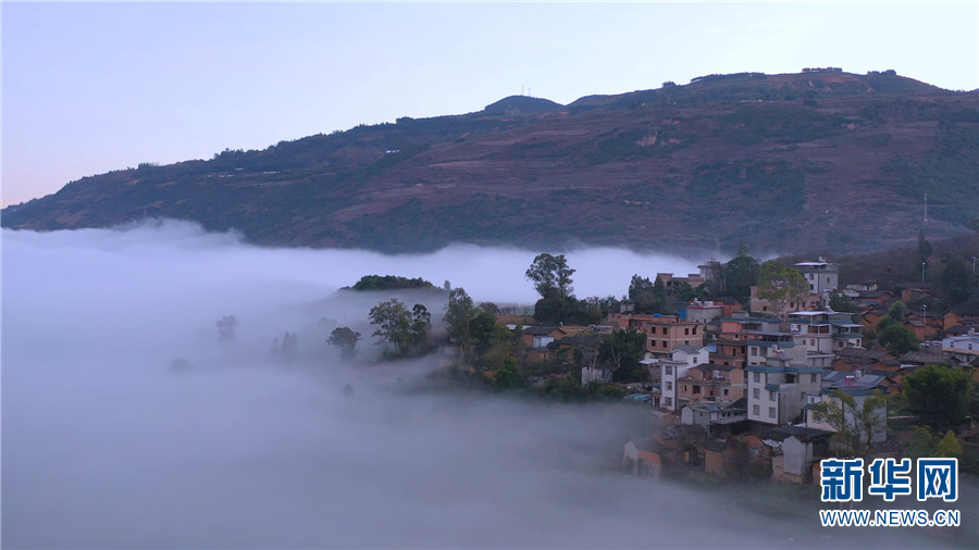 瞰冬日南盘江云海 变幻无穷气势磅礴_社会_云南频道_云南网