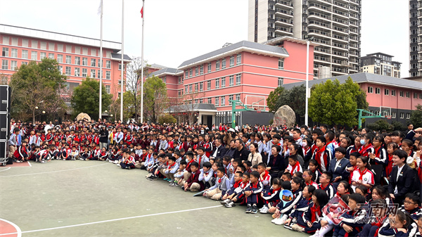 玉溪聂耳小学玉湖校区挂牌成立地方戏曲传承教育基地