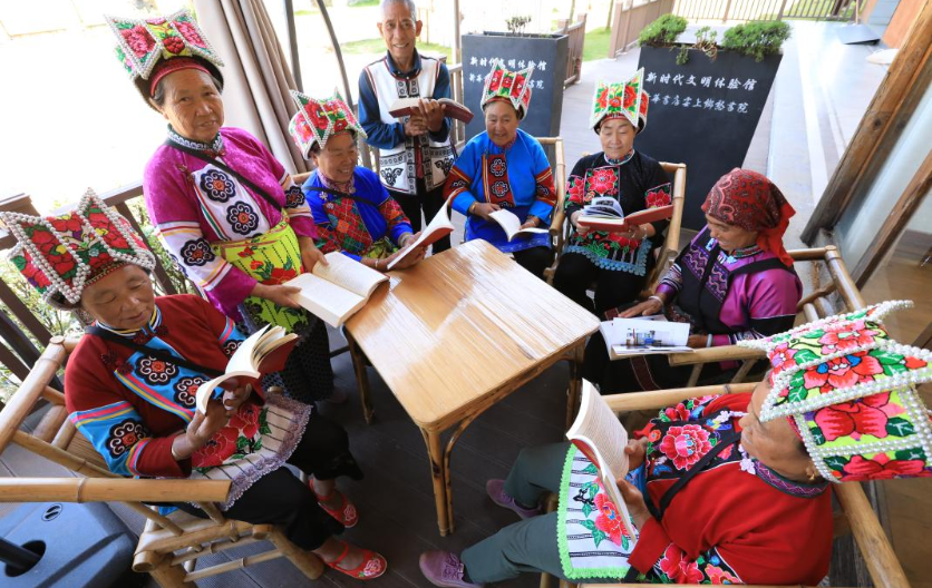 王予波会见美国驻华大使尼古拉斯·伯恩斯