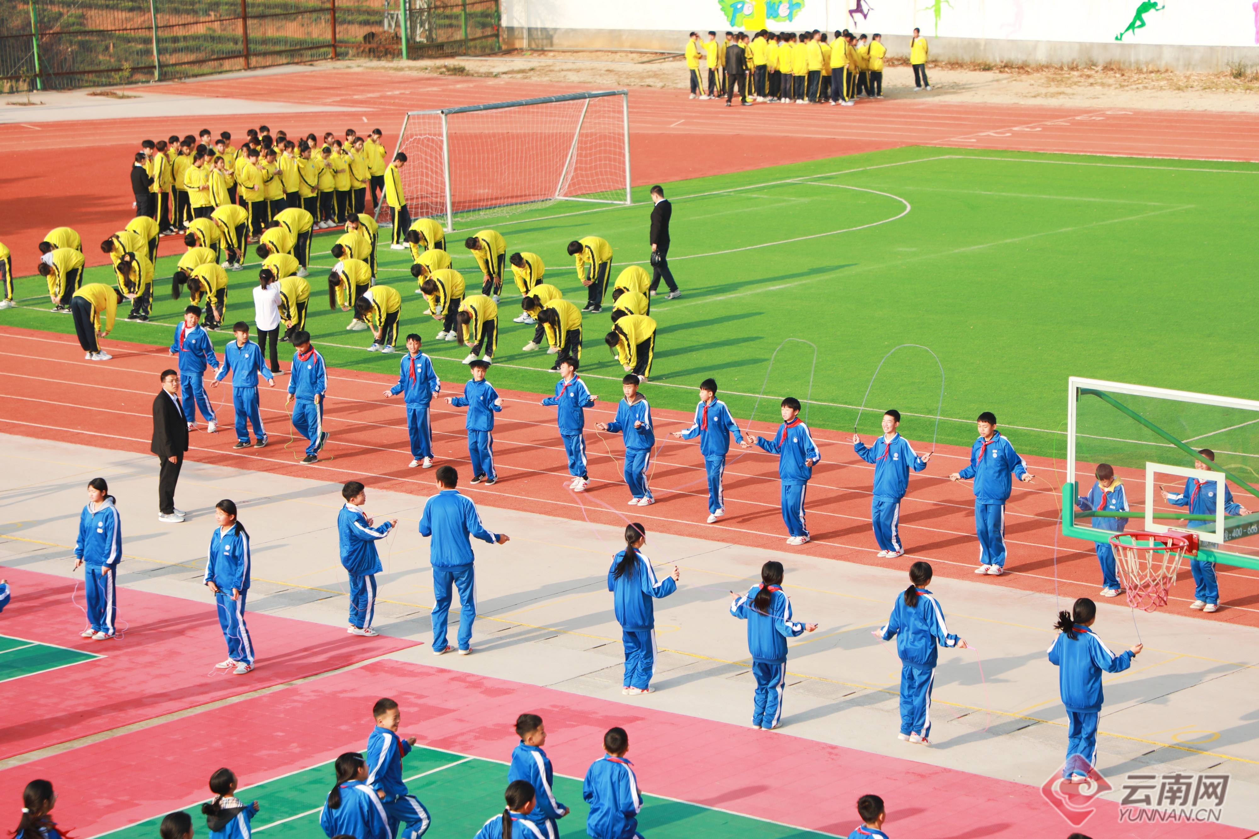 课间延长5分钟 云南芒市的校园更"嗨"了